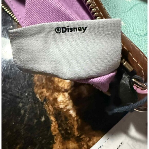 Disney Dooney & Bourke Wristlet "The Nutcracker and the Four Realms" Collection - Picture 5 of 8